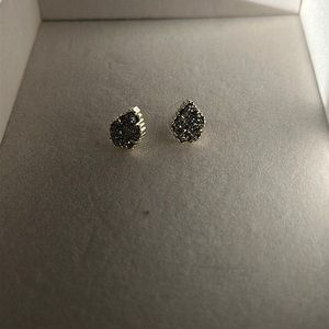 Pre-owned Kendra Scott earrings in drusy color and gold